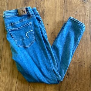 American Eagle women’s jeans